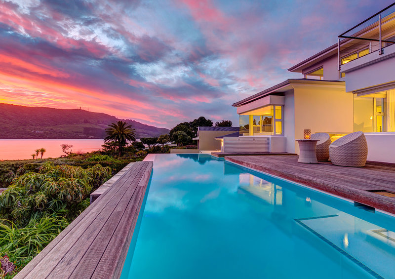 Amanzi Island Lodge  Knysna