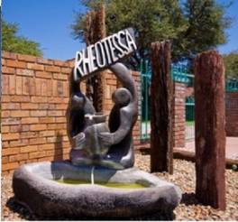 Rheotessa Guest House - Guesthouse And Self-Catering - Kathu