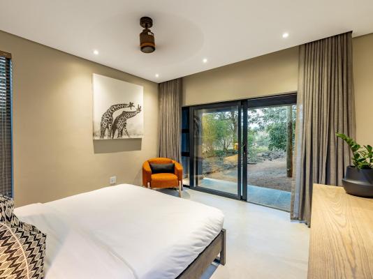 Nare Bush Lodge - 211510