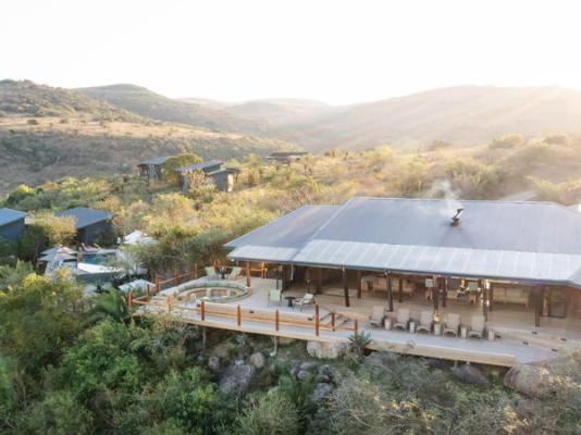 Rhino Ridge Safari Lodge - 213360