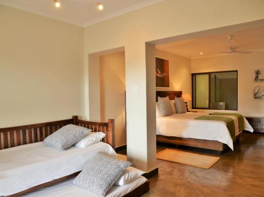 Bushveld Terrace Hotel on Kruger - 215001