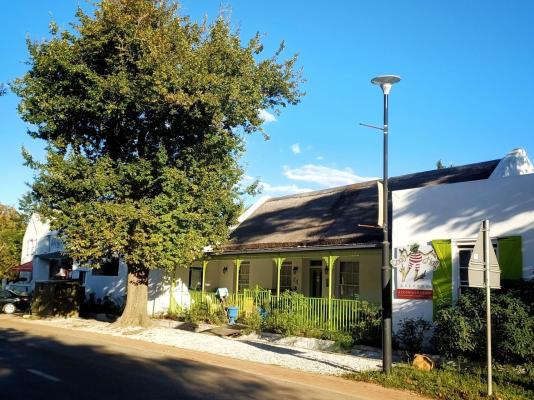 Greyton Toad Hall - 216243