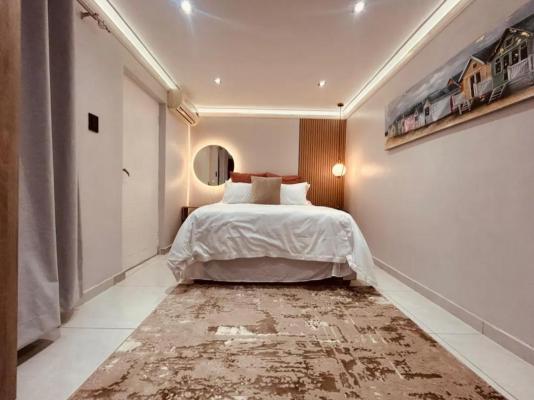 Luxe Guesthouse - 218374