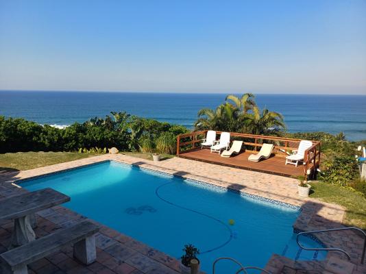 Beachcomber Bay - Pool Area