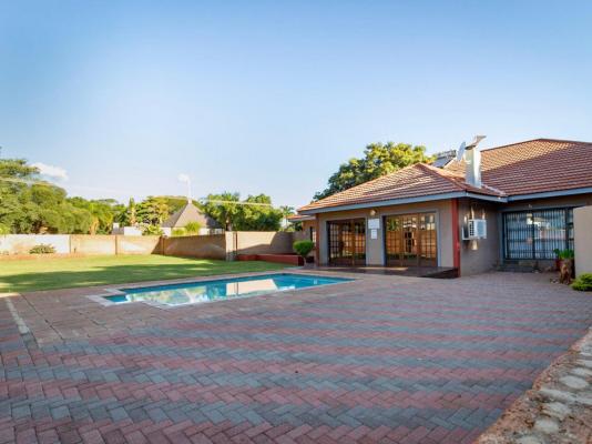 Somethin Special Guest House Mokopane - 219284