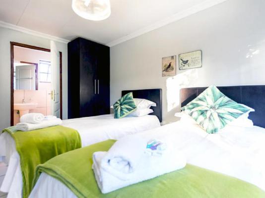 OR Tambo Guest House - 221764