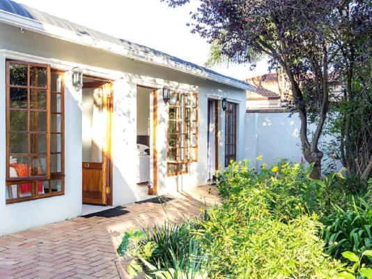 OR Tambo Guest House - 221765