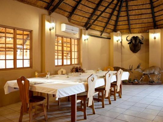 Comar Lodge - Dining Room