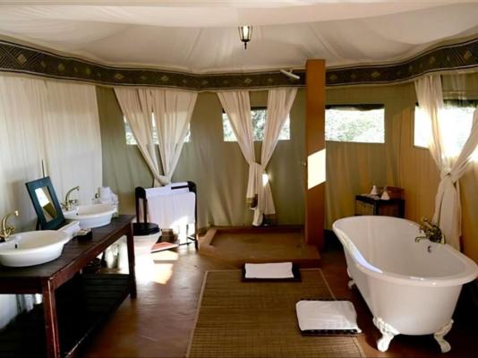 Thula Thula Private Game Reserve - 223624