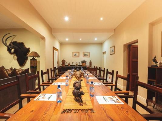 Temba Private Game Reserve Olive Park Safari Lodge  - 225553