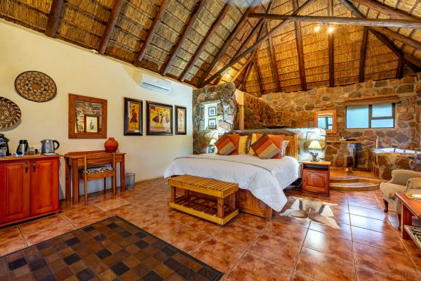 Iketla Lodge - 227221