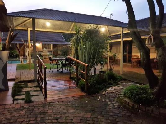 Aandbloem Guest House - 227232