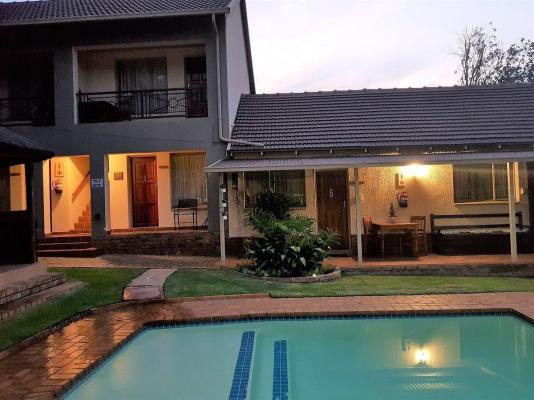 Aandbloem Guest House - 227244