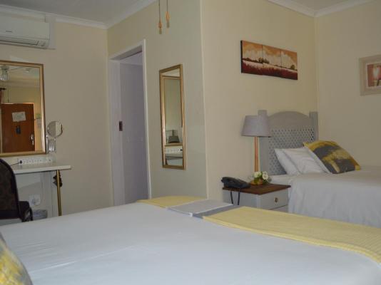 Aandbloem Guest House - 227256