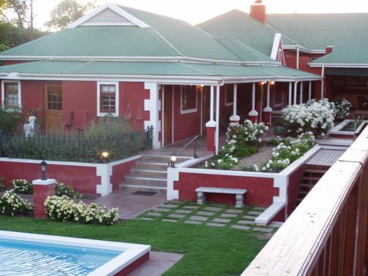 Beaufort Manor Country Lodge | Guesthouse, Self-Catering And Bed And ...